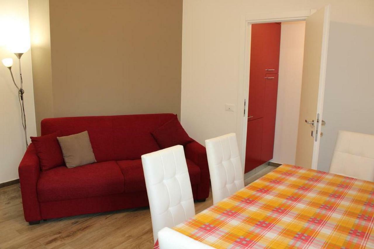 Light & Colours Apartment Bolonia Exterior foto